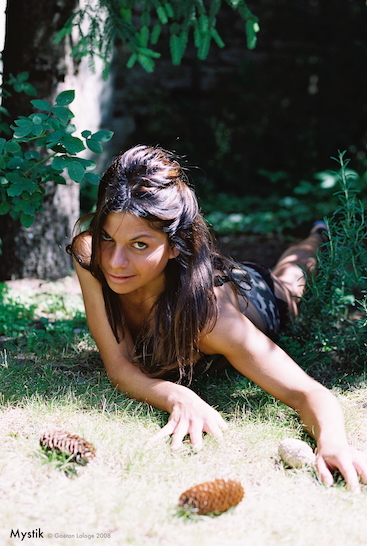 Model_Mystik_09