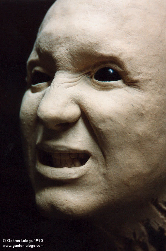 Sculpture_Beheaded_02