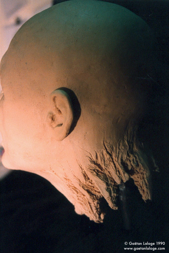 Sculpture_Beheaded_03